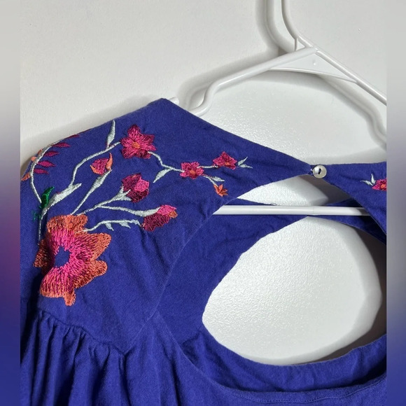 Free People Lita Top - Embroidery Balloon style top - XSMALL - Picture 3 of 9